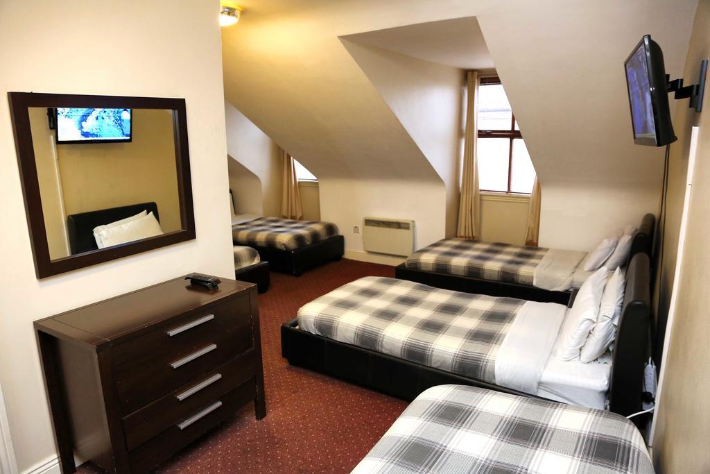 Sean Og'S Accomodation Тралий Стая снимка