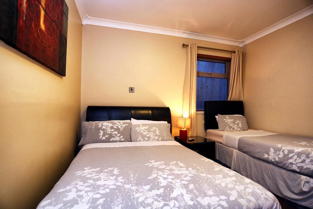 Sean Og'S Accomodation Тралий Стая снимка
